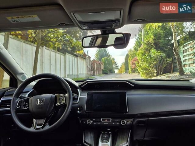 Серый Хонда Клерити, объемом двигателя 1.5 л и пробегом 27 тыс. км за 20900 $, фото 25 на Automoto.ua