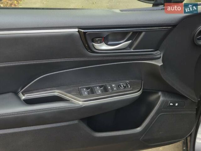 Серый Хонда Клерити, объемом двигателя 1.5 л и пробегом 27 тыс. км за 20900 $, фото 6 на Automoto.ua