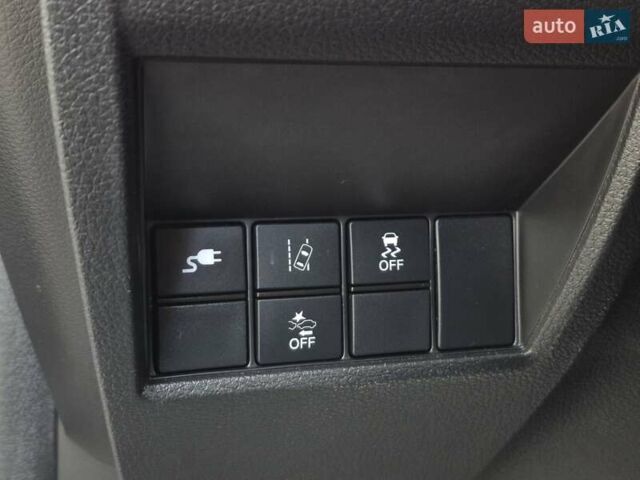 Серый Хонда Клерити, объемом двигателя 1.5 л и пробегом 27 тыс. км за 20900 $, фото 2 на Automoto.ua