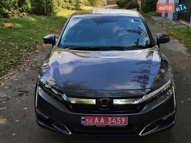 Серый Хонда Клерити, объемом двигателя 1.5 л и пробегом 27 тыс. км за 20900 $, фото 5 на Automoto.ua