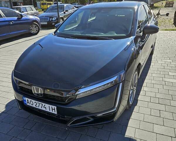 Зелений Хонда Клериті, об'ємом двигуна 1.5 л та пробігом 101 тис. км за 18000 $, фото 1 на Automoto.ua