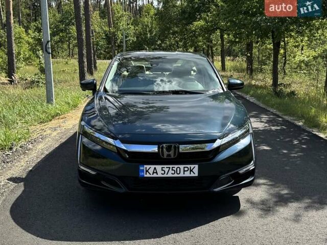 Зеленый Хонда Клерити, объемом двигателя 1.5 л и пробегом 111 тыс. км за 18500 $, фото 1 на Automoto.ua