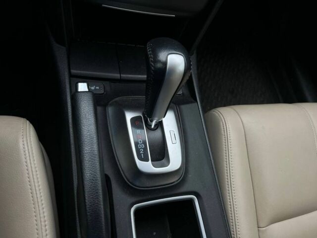 Білий Хонда Кросстур, об'ємом двигуна 2.4 л та пробігом 256 тис. км за 11400 $, фото 10 на Automoto.ua