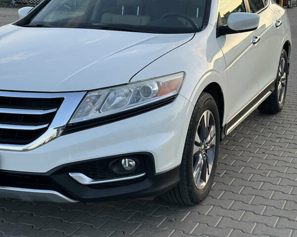 Білий Хонда Кросстур, об'ємом двигуна 3.47 л та пробігом 198 тис. км за 12800 $, фото 31 на Automoto.ua