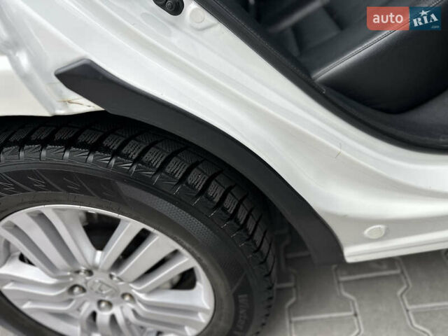 Білий Хонда Кросстур, об'ємом двигуна 2.35 л та пробігом 294 тис. км за 12950 $, фото 86 на Automoto.ua