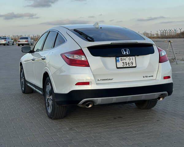 Білий Хонда Кросстур, об'ємом двигуна 3.47 л та пробігом 198 тис. км за 12800 $, фото 5 на Automoto.ua