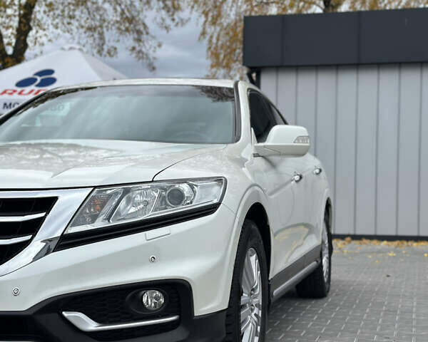 Білий Хонда Кросстур, об'ємом двигуна 2.35 л та пробігом 294 тис. км за 12950 $, фото 6 на Automoto.ua