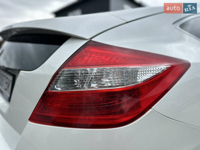 Білий Хонда Кросстур, об'ємом двигуна 2.35 л та пробігом 294 тис. км за 12950 $, фото 17 на Automoto.ua