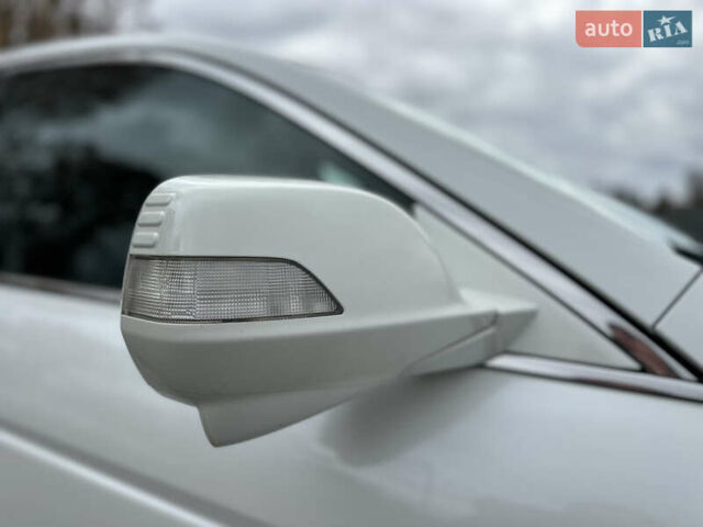Білий Хонда Кросстур, об'ємом двигуна 2.35 л та пробігом 294 тис. км за 12950 $, фото 49 на Automoto.ua