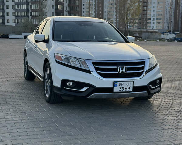 Білий Хонда Кросстур, об'ємом двигуна 3.47 л та пробігом 198 тис. км за 12800 $, фото 1 на Automoto.ua