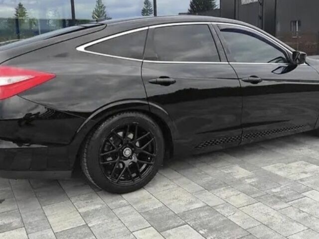 Чорний Хонда Кросстур, об'ємом двигуна 2.4 л та пробігом 193 тис. км за 11999 $, фото 3 на Automoto.ua