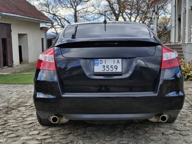 Чорний Хонда Кросстур, об'ємом двигуна 2.4 л та пробігом 193 тис. км за 12400 $, фото 2 на Automoto.ua