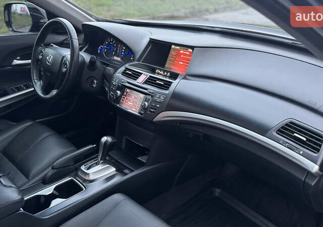 Чорний Хонда Кросстур, об'ємом двигуна 2.4 л та пробігом 120 тис. км за 14200 $, фото 27 на Automoto.ua