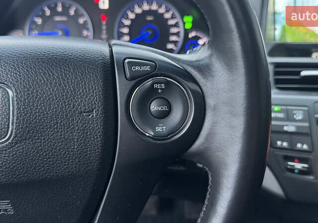 Чорний Хонда Кросстур, об'ємом двигуна 2.4 л та пробігом 120 тис. км за 14200 $, фото 44 на Automoto.ua