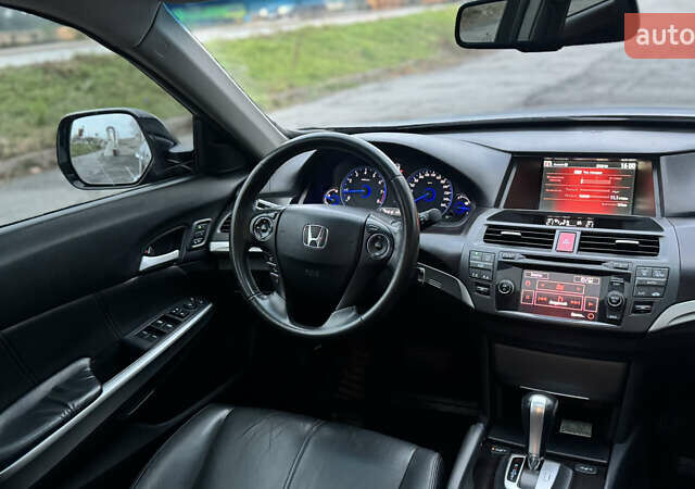 Чорний Хонда Кросстур, об'ємом двигуна 2.4 л та пробігом 120 тис. км за 14200 $, фото 30 на Automoto.ua