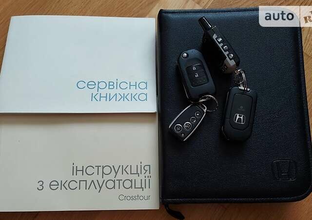 Чорний Хонда Кросстур, об'ємом двигуна 2.4 л та пробігом 77 тис. км за 19500 $, фото 3 на Automoto.ua