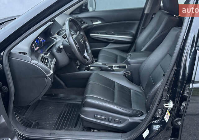 Чорний Хонда Кросстур, об'ємом двигуна 2.4 л та пробігом 120 тис. км за 14200 $, фото 33 на Automoto.ua