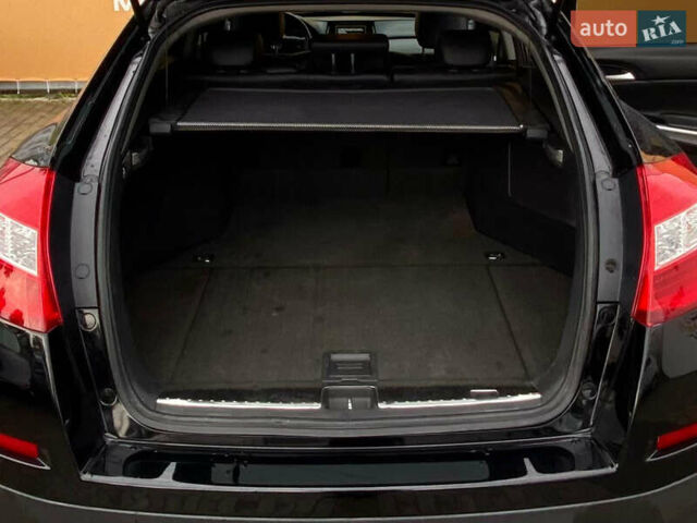 Чорний Хонда Кросстур, об'ємом двигуна 3 л та пробігом 146 тис. км за 11800 $, фото 18 на Automoto.ua