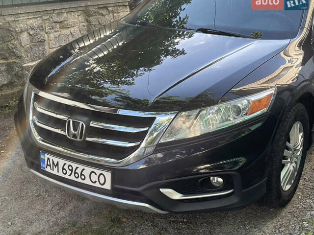 Чорний Хонда Кросстур, об'ємом двигуна 2.36 л та пробігом 220 тис. км за 10100 $, фото 5 на Automoto.ua