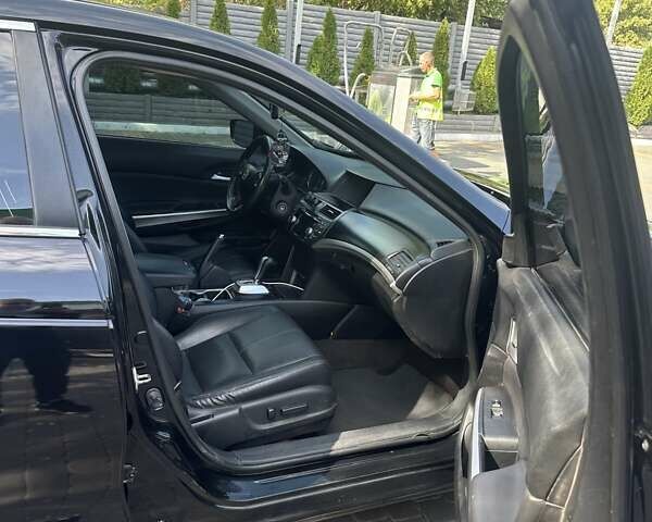 Чорний Хонда Кросстур, об'ємом двигуна 2.35 л та пробігом 135 тис. км за 11900 $, фото 12 на Automoto.ua