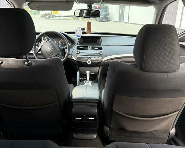 Коричневый Хонда Кросстур, объемом двигателя 2.35 л и пробегом 179 тыс. км за 13400 $, фото 11 на Automoto.ua