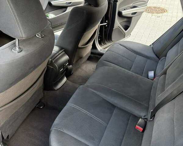 Коричневый Хонда Кросстур, объемом двигателя 2.35 л и пробегом 179 тыс. км за 13400 $, фото 10 на Automoto.ua