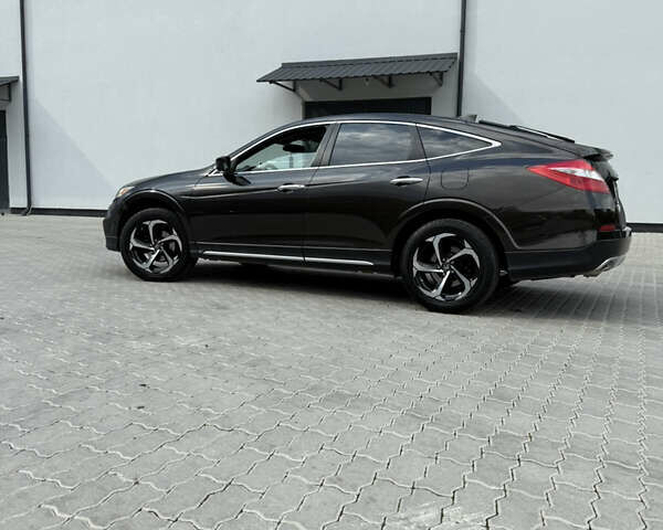 Коричневый Хонда Кросстур, объемом двигателя 2.35 л и пробегом 179 тыс. км за 13400 $, фото 5 на Automoto.ua