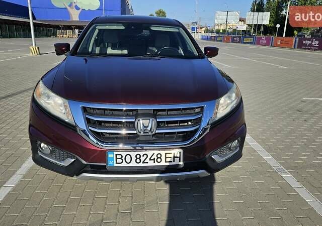 Красный Хонда Кросстур, объемом двигателя 3.5 л и пробегом 129 тыс. км за 14350 $, фото 1 на Automoto.ua