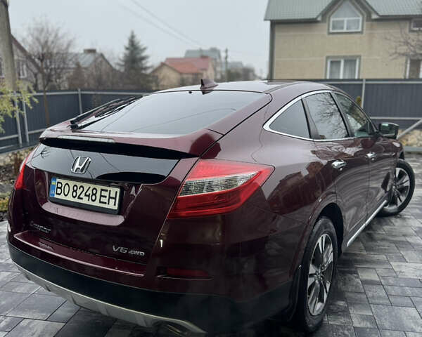 Красный Хонда Кросстур, объемом двигателя 3.5 л и пробегом 130 тыс. км за 14800 $, фото 8 на Automoto.ua