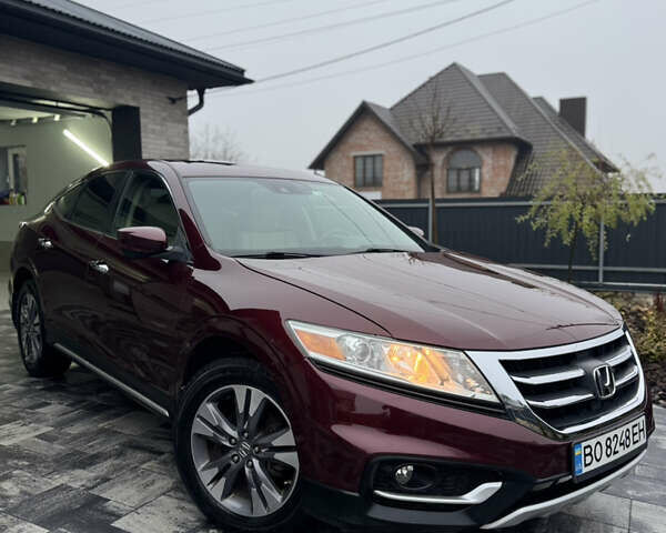 Красный Хонда Кросстур, объемом двигателя 3.5 л и пробегом 130 тыс. км за 14800 $, фото 5 на Automoto.ua