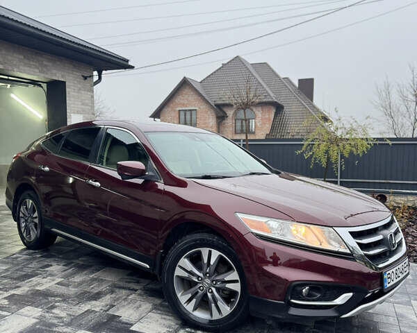 Красный Хонда Кросстур, объемом двигателя 3.5 л и пробегом 130 тыс. км за 14800 $, фото 4 на Automoto.ua