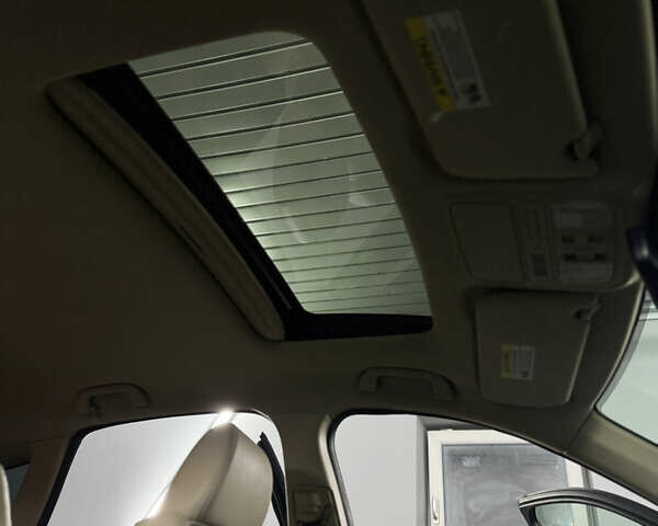 Красный Хонда Кросстур, объемом двигателя 3.5 л и пробегом 130 тыс. км за 14800 $, фото 21 на Automoto.ua