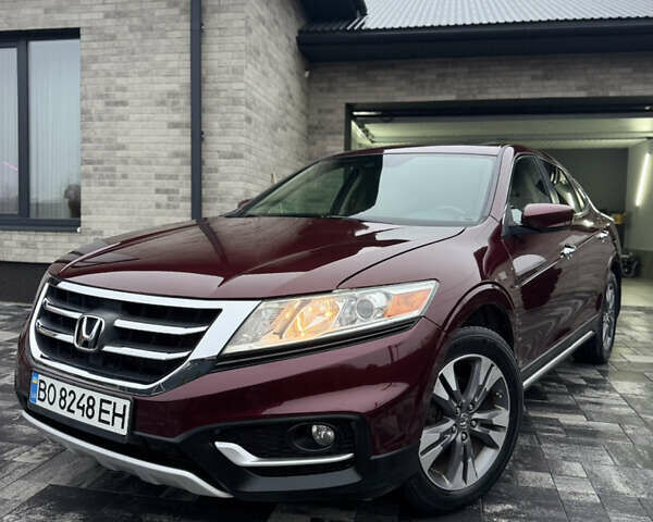 Красный Хонда Кросстур, объемом двигателя 3.5 л и пробегом 130 тыс. км за 14800 $, фото 2 на Automoto.ua