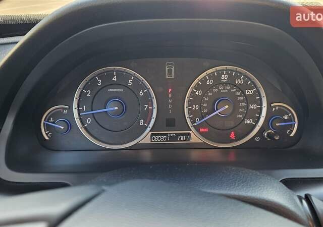 Красный Хонда Кросстур, объемом двигателя 3.5 л и пробегом 129 тыс. км за 14350 $, фото 30 на Automoto.ua