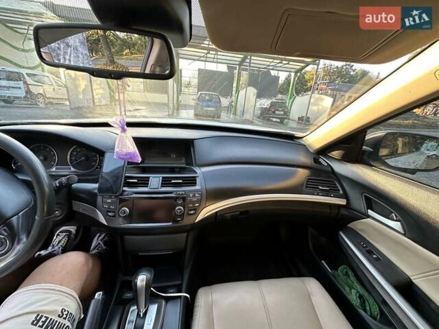 Хонда Кросстур, об'ємом двигуна 2.35 л та пробігом 203 тис. км за 13900 $, фото 9 на Automoto.ua
