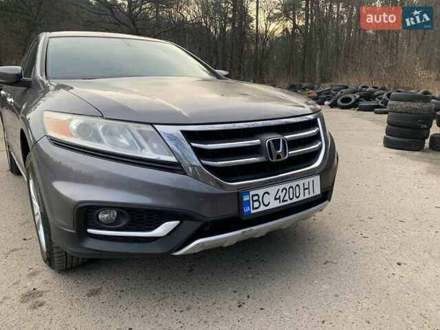 Хонда Кросстур, объемом двигателя 2.35 л и пробегом 200 тыс. км за 13500 $, фото 19 на Automoto.ua
