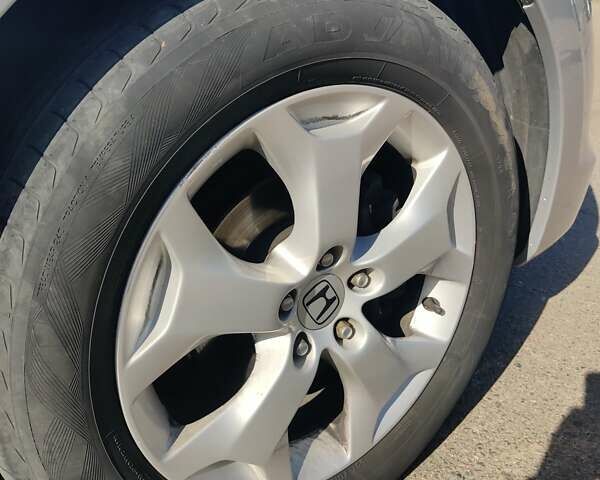 Серый Хонда Кросстур, объемом двигателя 3.5 л и пробегом 180 тыс. км за 11300 $, фото 6 на Automoto.ua