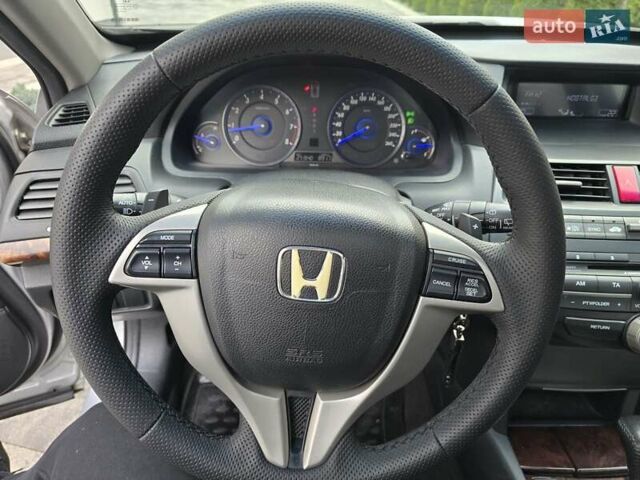 Серый Хонда Кросстур, объемом двигателя 3.47 л и пробегом 270 тыс. км за 11450 $, фото 19 на Automoto.ua