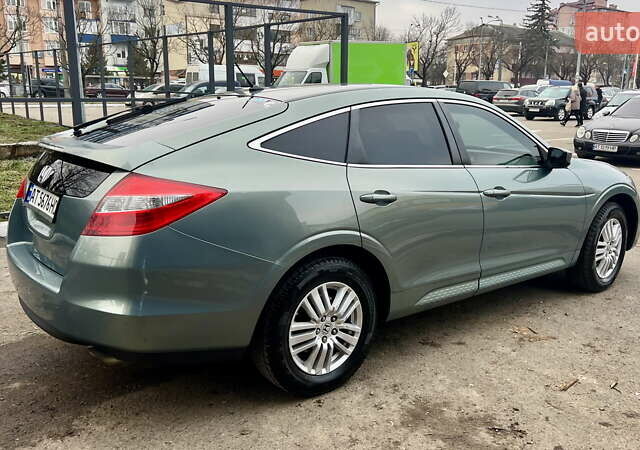 Серый Хонда Кросстур, объемом двигателя 2.35 л и пробегом 252 тыс. км за 11000 $, фото 6 на Automoto.ua