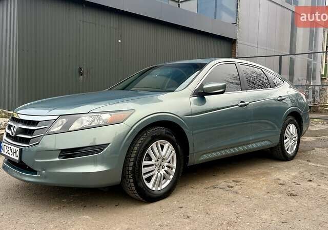 Серый Хонда Кросстур, объемом двигателя 2.35 л и пробегом 252 тыс. км за 11000 $, фото 7 на Automoto.ua