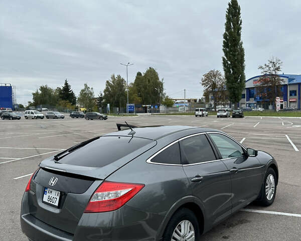 Сірий Хонда Кросстур, об'ємом двигуна 2.35 л та пробігом 220 тис. км за 12000 $, фото 1 на Automoto.ua