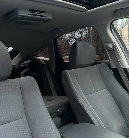 Серый Хонда Кросстур, объемом двигателя 2.35 л и пробегом 252 тыс. км за 11000 $, фото 25 на Automoto.ua