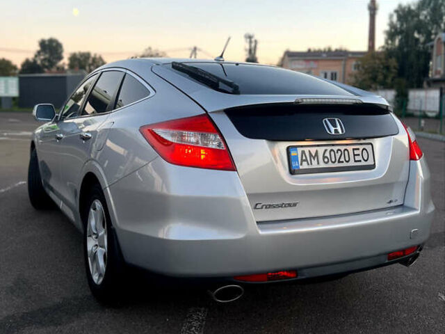 Сірий Хонда Кросстур, об'ємом двигуна 3.5 л та пробігом 185 тис. км за 13500 $, фото 1 на Automoto.ua