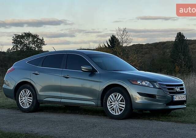 Серый Хонда Кросстур, объемом двигателя 2.35 л и пробегом 252 тыс. км за 11000 $, фото 1 на Automoto.ua