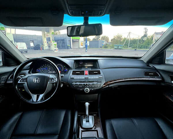 Сірий Хонда Кросстур, об'ємом двигуна 3.5 л та пробігом 185 тис. км за 13500 $, фото 17 на Automoto.ua