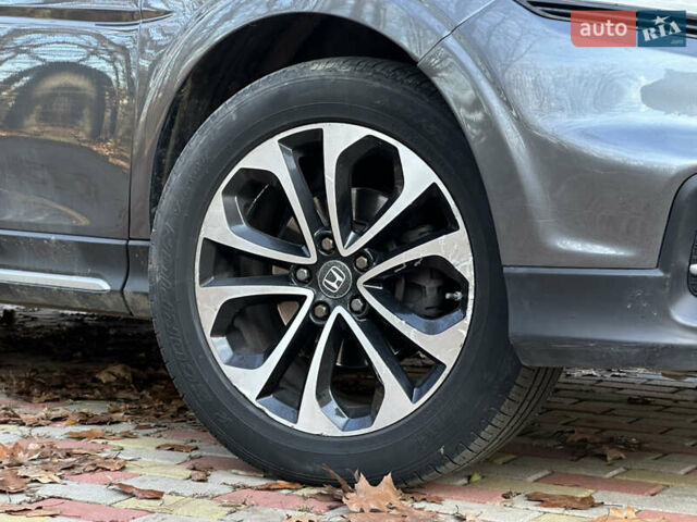 Сірий Хонда Кросстур, об'ємом двигуна 2.4 л та пробігом 235 тис. км за 11000 $, фото 3 на Automoto.ua