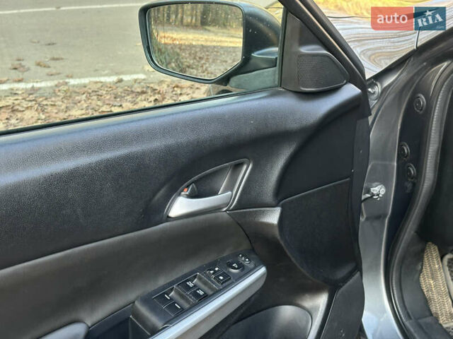 Сірий Хонда Кросстур, об'ємом двигуна 2.4 л та пробігом 235 тис. км за 11000 $, фото 13 на Automoto.ua