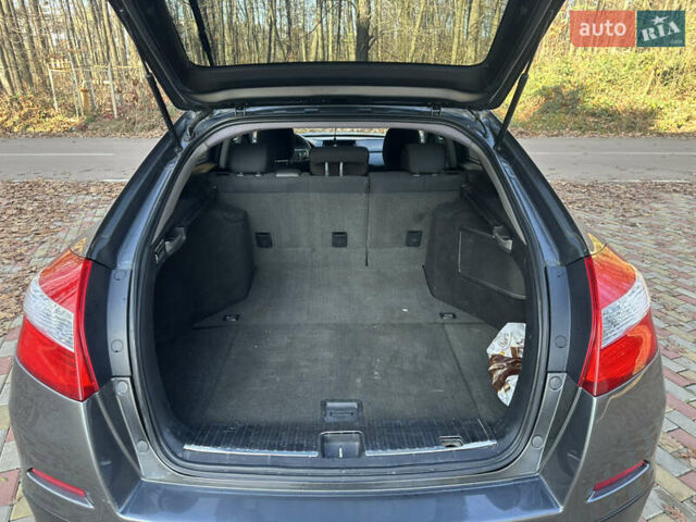 Сірий Хонда Кросстур, об'ємом двигуна 2.4 л та пробігом 235 тис. км за 11000 $, фото 29 на Automoto.ua