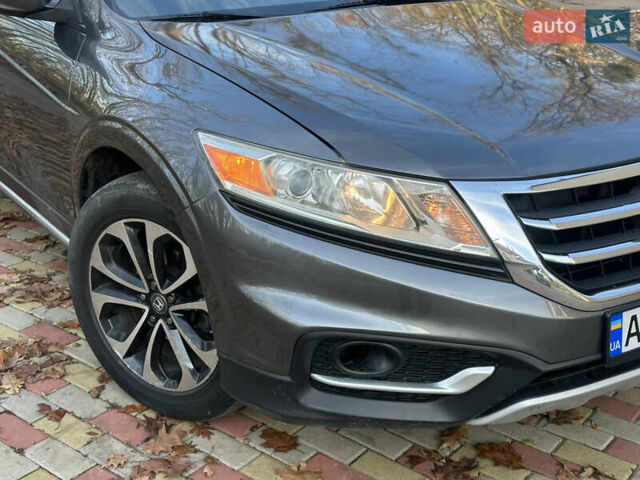 Сірий Хонда Кросстур, об'ємом двигуна 2.4 л та пробігом 235 тис. км за 11000 $, фото 37 на Automoto.ua