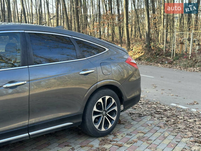Сірий Хонда Кросстур, об'ємом двигуна 2.4 л та пробігом 235 тис. км за 11000 $, фото 32 на Automoto.ua